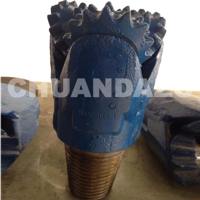 China Functioning very well  steel tooth drill bit Manufacturer for mining with API certification 114mm 4 1/2inch tricone bit supplier